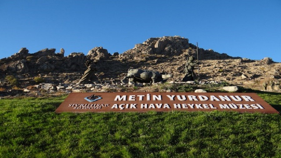 Metin Yurdanur Ak Hava Heykel Mzesi